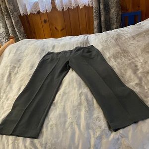 Nice design straight pants with 2 pockets front